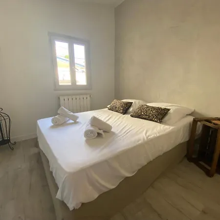 La De La Du Mauret Vakantiehuis